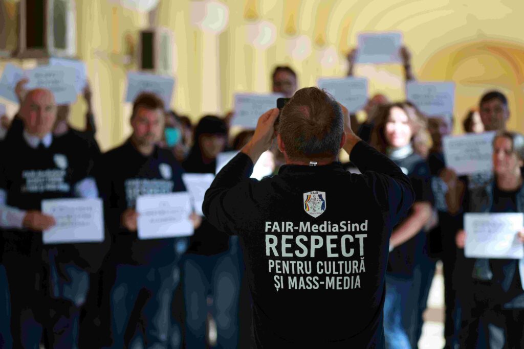 De Ziua Mondială a Libertății Presei, MediaSind cere Comisiei Europene să urgenteze declanșarea procedurii de infringement &icirc;mpotriva Guvernului pentru &icirc;ncălcarea Regulamentului privind libertatea mass-mediei
 - poza 1
