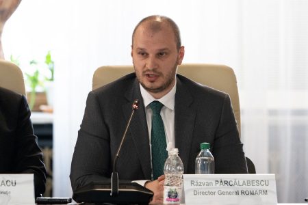 Răzvan P&icirc;rcălabescu, Romarm/OPIA: &bdquo;Nu suntem chiar at&acirc;t de răi precum suntem huliți; Industria de apărare din Rom&acirc;nia are potențial și poate deveni un hub regional pentru muniție&rdquo;
 - poza 1
