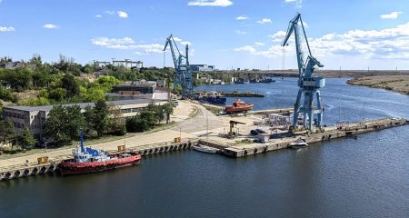 Sindicatul Navalistul cere clauze sociale şi păstrarea forţei de muncă la vânzarea Şantierului Naval Mangalia - poza 1