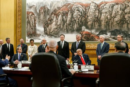 Xi le-a spus lui Musk, Tim Cook și altor directori executivi aflați în delegația lui Trump: China se va „deschide și mai mult” - poza 1