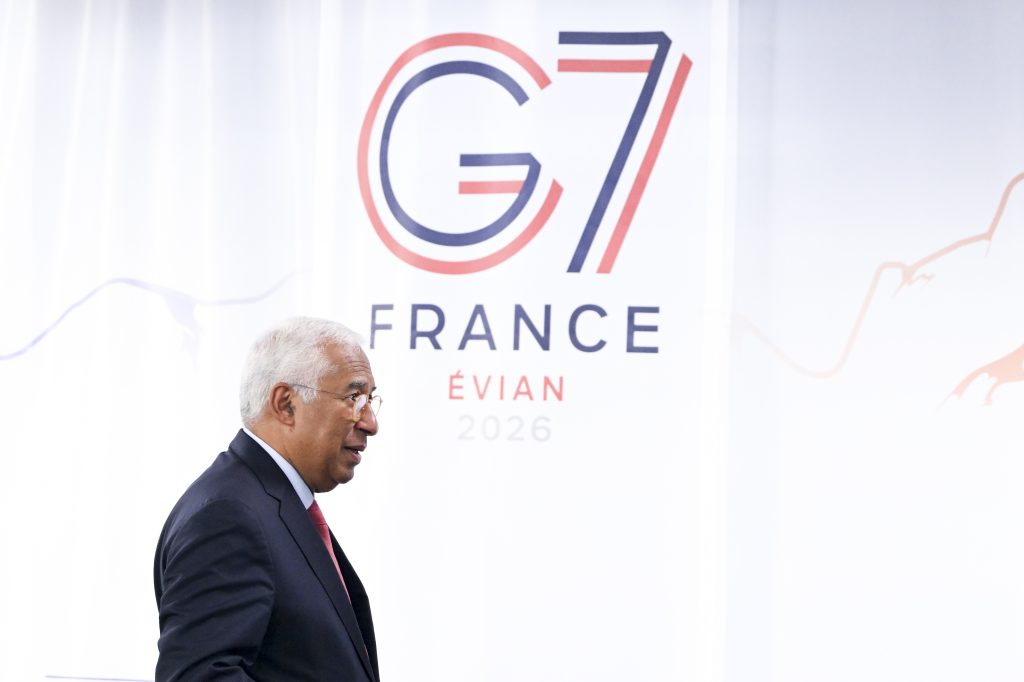 UE a stabilit &bdquo;contacte&rdquo; pentru a deschide canale de comunicare cu Kremlinul, anunţă un oficial de la biroul lui Antonio Costa
 - poza 1