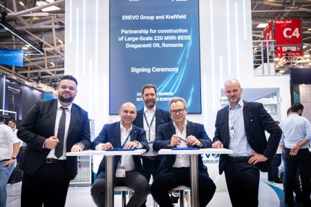 ENEVO Group și Kraftfeld semnează contractul EPC pentru un proiect de stocare în baterii de 220 MWh la Drăgănești-Olt - poza 1