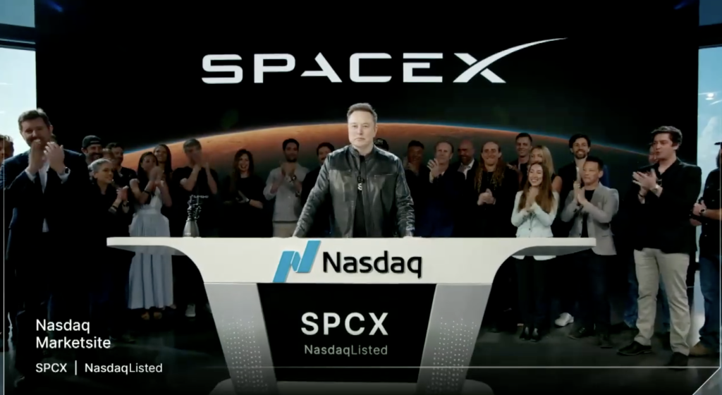 SpaceX &icirc;ncepe tranzacționarea la bursă vineri sub simbolul SPCX, după cea mai mare ofertă publică inițială din istorie; SPCX a &icirc;nceput tranzacționarea la 150 de dolari
 - poza 1