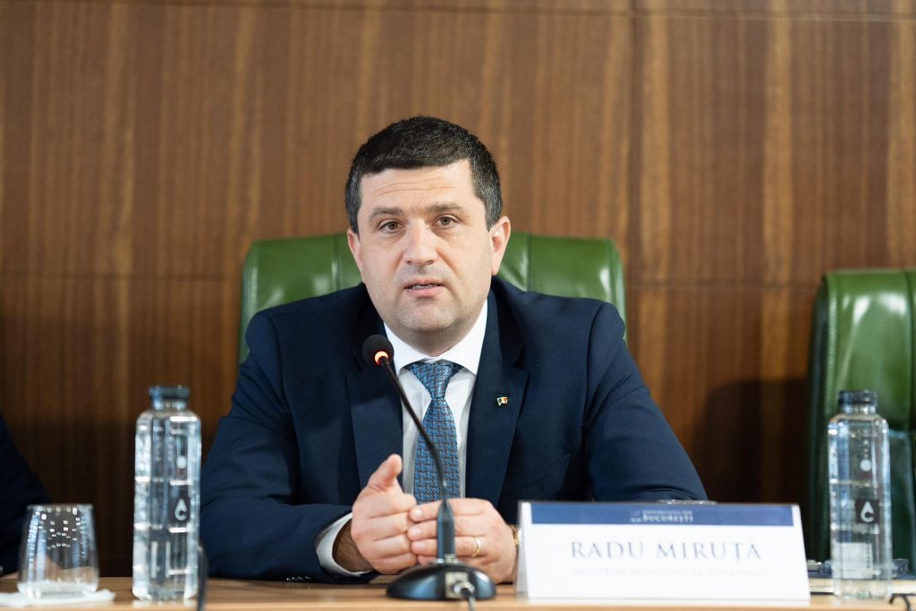 Radu Miruţă dezminte că 6 nave petroliere aflate pe listele de sancţiuni ale UE/SUA ar fi operat &icirc;n portul Constanţa
 - poza 1
