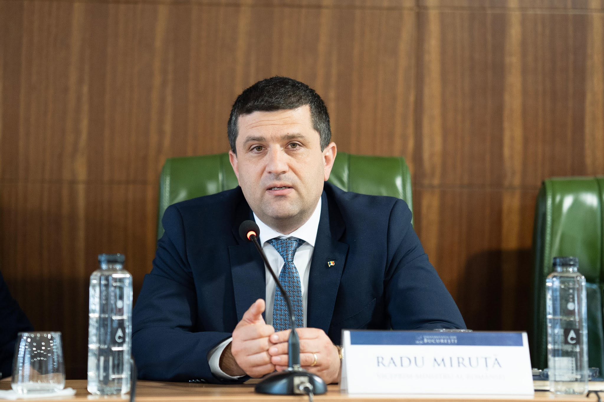 Radu Miruță: Au fost resturi de dronă observate pe mare care au fost distruse, unele au avut explozibil, altele nu / Armata Română nu face paza Portului Constanța pe timp de pace
