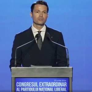 Robert Sighiartău cere excluderea lui Rareș Bogdan, Lucian Bode, Adrian Veștea, Hubert Thuma și Alina Gorghiu din PNL, dacă nu demisionează până luni - poza 1