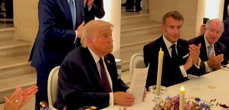 Trump și președintele Iranului, Pezeshkian, au semnat, digital, un memorandum menit să pună capăt războiului - poza 1