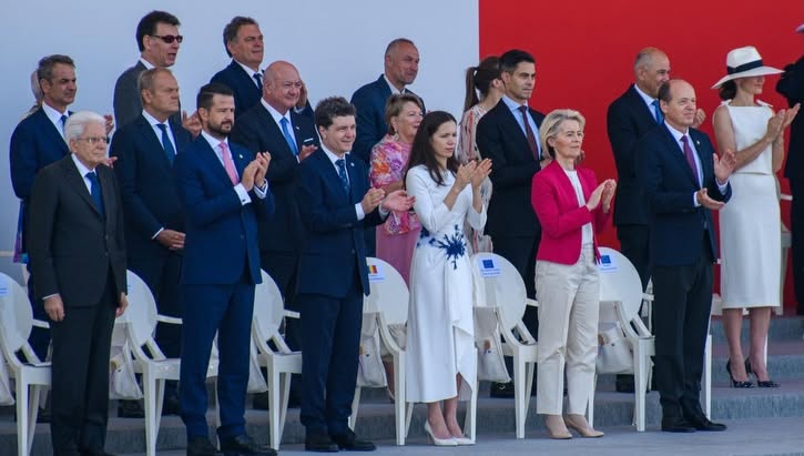 Nicuşor Dan, de Ziua Franţei: Reconfirmăm Parteneriatul Strategic şi prietenia privilegiată franco-rom&acirc;nă
 - poza 1