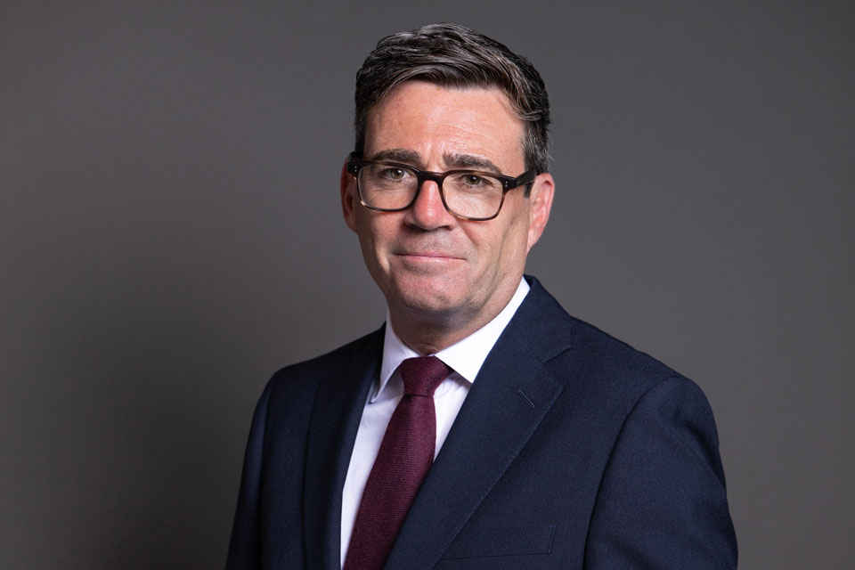Andy Burham este noul prim-ministru al Regatului Unit
 - poza 1