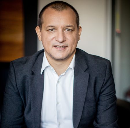Cristian Sporiș, Vicepreședinte, Divizia Corporate Banking & Investment Banking, Raiffeisen Bank România
