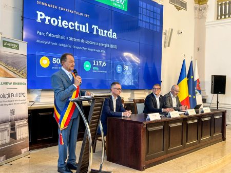PRESEE a semnat contractele EPC pentru construcția parcului fotovoltaic cu stocare de la Turda cu ALLVIEW ENERGY;  Investiția totală în proiect – aproximativ 40 de milioane de euro - poza 1