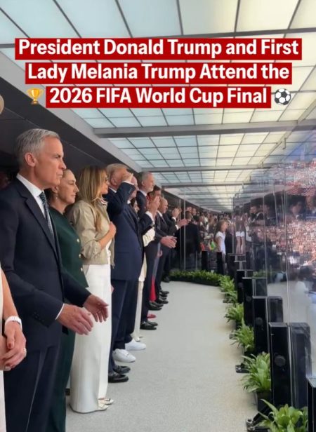 Sánchez și Trump, prima întâlnire după doi ani de tensiuni. Cei doi lideri s-au văzut la finala Cupei Mondiale 2026 - poza 1