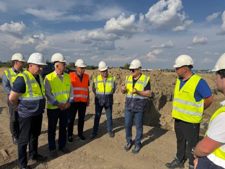 Transgaz avansează cu proiectul strategic Ghercești–Jitaru. Ion Sterian, directorul general Transgaz, a verificat stadiul lucrărilor la investiția de 374 milioane de lei - poza 1