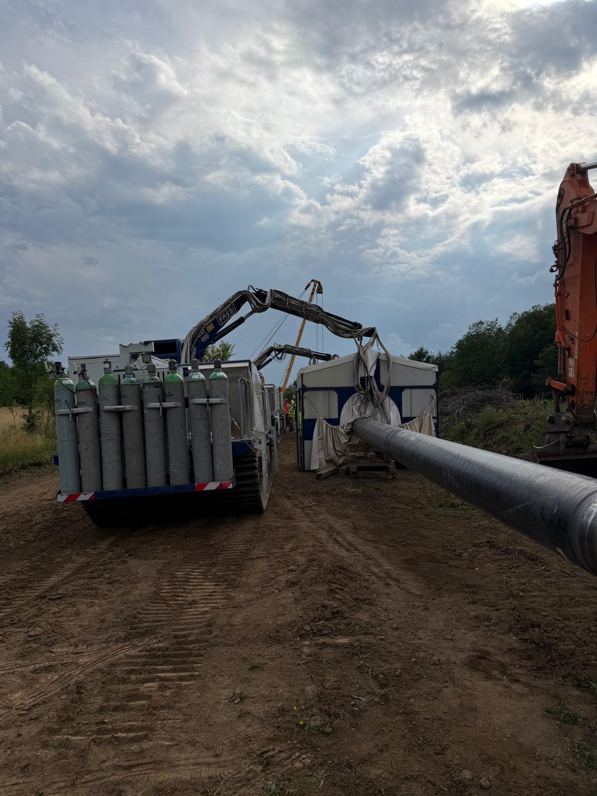 Ion Sterian, directorul general Transgaz, a inspectat lucrările la conducta Tetila&ndash;Horezu&ndash;R&acirc;mnicu V&acirc;lcea, investiție de 303 milioane de lei
 - poza 10