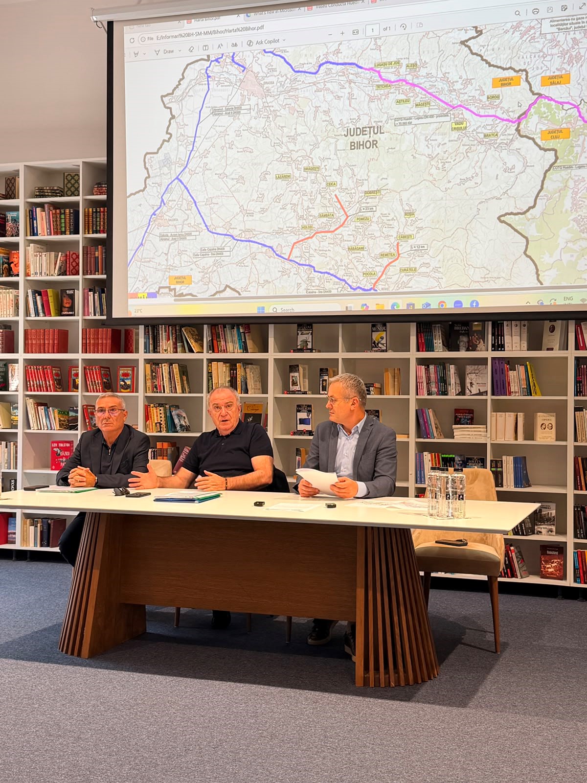 Transgaz accelerează extinderea rețelei de gaze &icirc;n Bihor: investiții de peste 270 milioane lei pentru aproape 73 km de magistrale noi; Ion Sterian: &bdquo;Facem politica administrației pentru oameni&rdquo;
 - poza 3