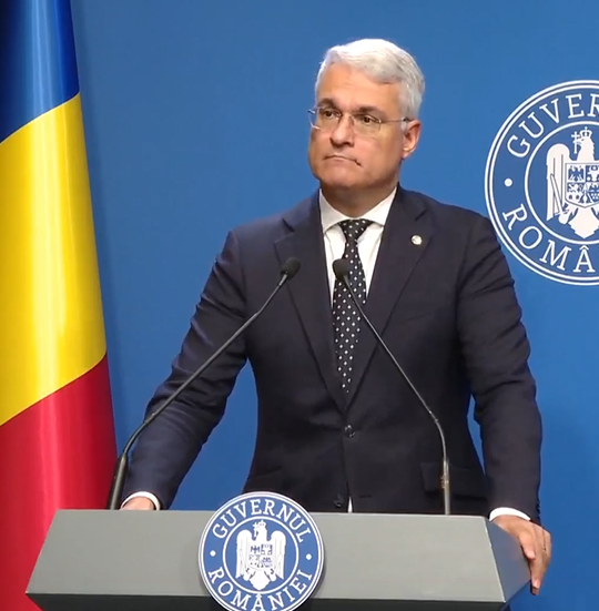Dragoş P&icirc;slaru spune că a primit de la partide pe e-mail varianta grilei pentru demnitari din proiectul legii salarizării
 - poza 1