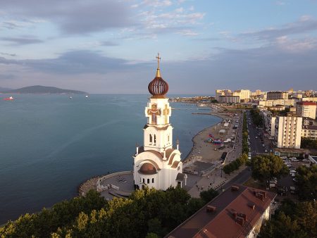 Exporturile de țiței din terminalul Sheskharis, situat în portul Novorossiysk de la Marea Neagră, au fost suspendate vineri în urma unui atac cu drone - poza 1