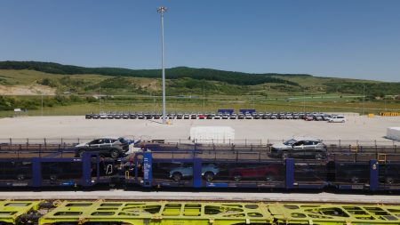 DP WORLD lansează un coridor intermodal pilot pentru vehicule finite &icirc;ntre Europa de Vest și sud-estul Europei
 - poza 1