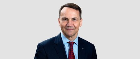 Radosław Sikorski, șeful diplomaţiei poloneze: Europa are nevoie de o „Legiune Europeană” pentru a-şi asuma responsabilitatea pentru propria securitate - poza 1