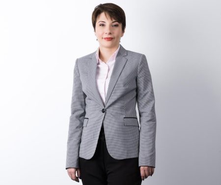 Adina Aurel, Wolf Theiss: “România are argumente solide pentru a atrage investiții străine în centre de date dedicate inteligenței artificiale” - poza 1