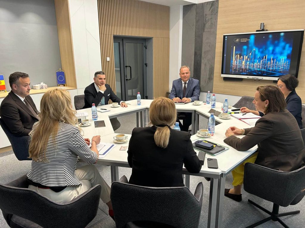ASF și autoritatea de supraveghere financiară din Austria discută despre criptoactive, asigurări și integrarea piețelor de capital
 - poza 1