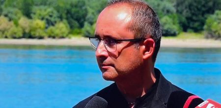 România intervine de urgență pe Dunăre pentru a salva producția de la Cernavodă; Armata a detonat o stâncă pentru devierea apei, iar marii consumatori de energie sunt chemați la economii - poza 1