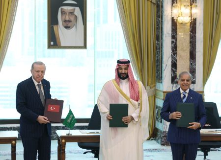 Arabia Saudită, Pakistan și Turcia semnează Acordul comun de apărare de la Mecca – un atac asupra oricăreia dintre cele trei țări va fi considerat un atac asupra tuturor - poza 1