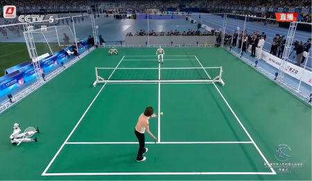 Robotul chinez Galbot o înfruntă pe vedeta de tenis Zheng Jie în primul meci om-robot din lume – video - poza 1