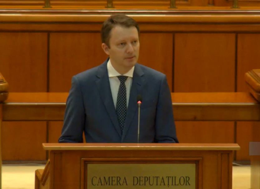 Parlamentul s-a reunit pentru votul de învestitură a Guvernului Siegfried Mureșan (live)/ Siegfried Mureșan: Vă propun un stat modern, pentru cetățeni puternici