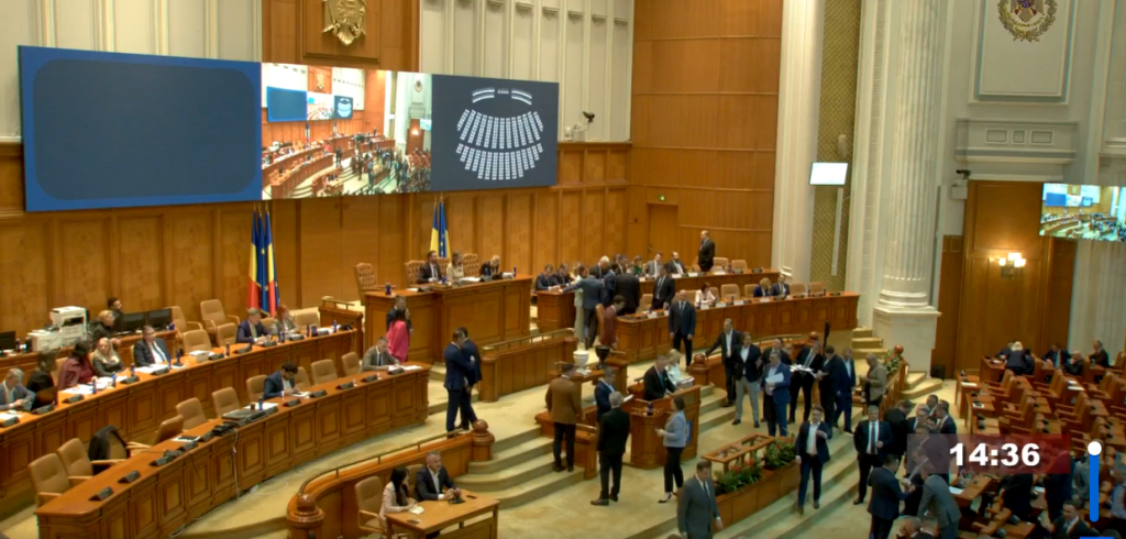 Guvernul Mureșan nu a primit votul de &icirc;ncredere al Parlamentului
 - poza 1