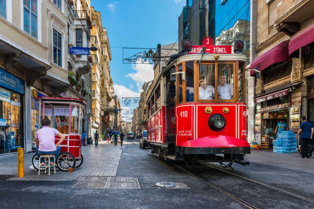 Cistour Agency țintește o creștere de 50% &icirc;n următorul an. Circuitele proprii, programele Senior Travel și investițiile &icirc;n digitalizare &ndash; prioritățile agenției de turism
 - poza 1