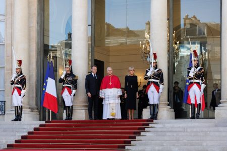 Papa Leon a avertizat din Franța că tehnologia AI creează ‘un paradis al mașinilor’ - poza 1