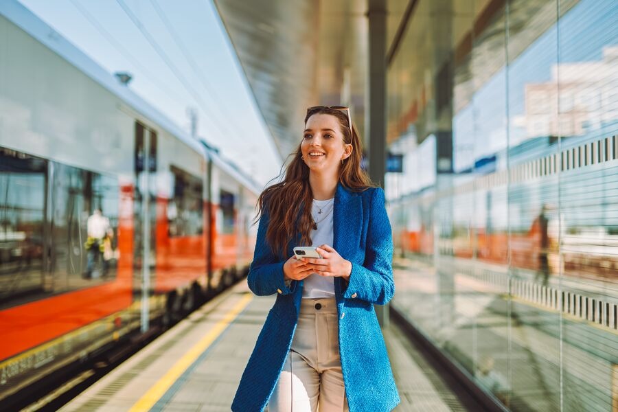 ING Bank Rom&acirc;nia susține Caravana OFA: șapte orașe, dialog și schimb de experiență pentru antreprenoare
 - poza 1