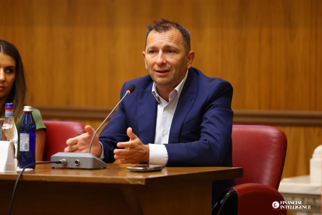 Andrei Cionca, despre selecția unui nou administrator FP: Fondul Proprietatea ar putea deveni un vehicul prin care capitalul instituțional să fie atras și investit &icirc;n economie
 - poza 1