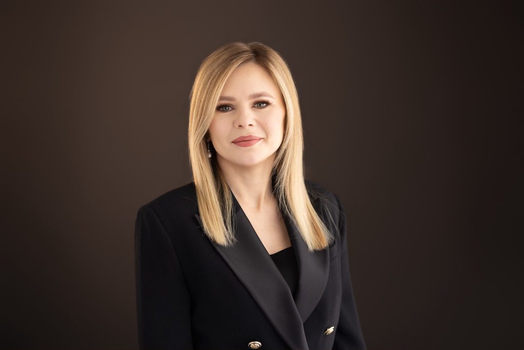 Daniela Maior, ARIR: &bdquo;O comunicare bună poate aduce un plus de circa 10% la valoarea companiei, &icirc;n timp ce una slabă poate costa un discount de p&acirc;nă la 20%&rdquo;
 - poza 1