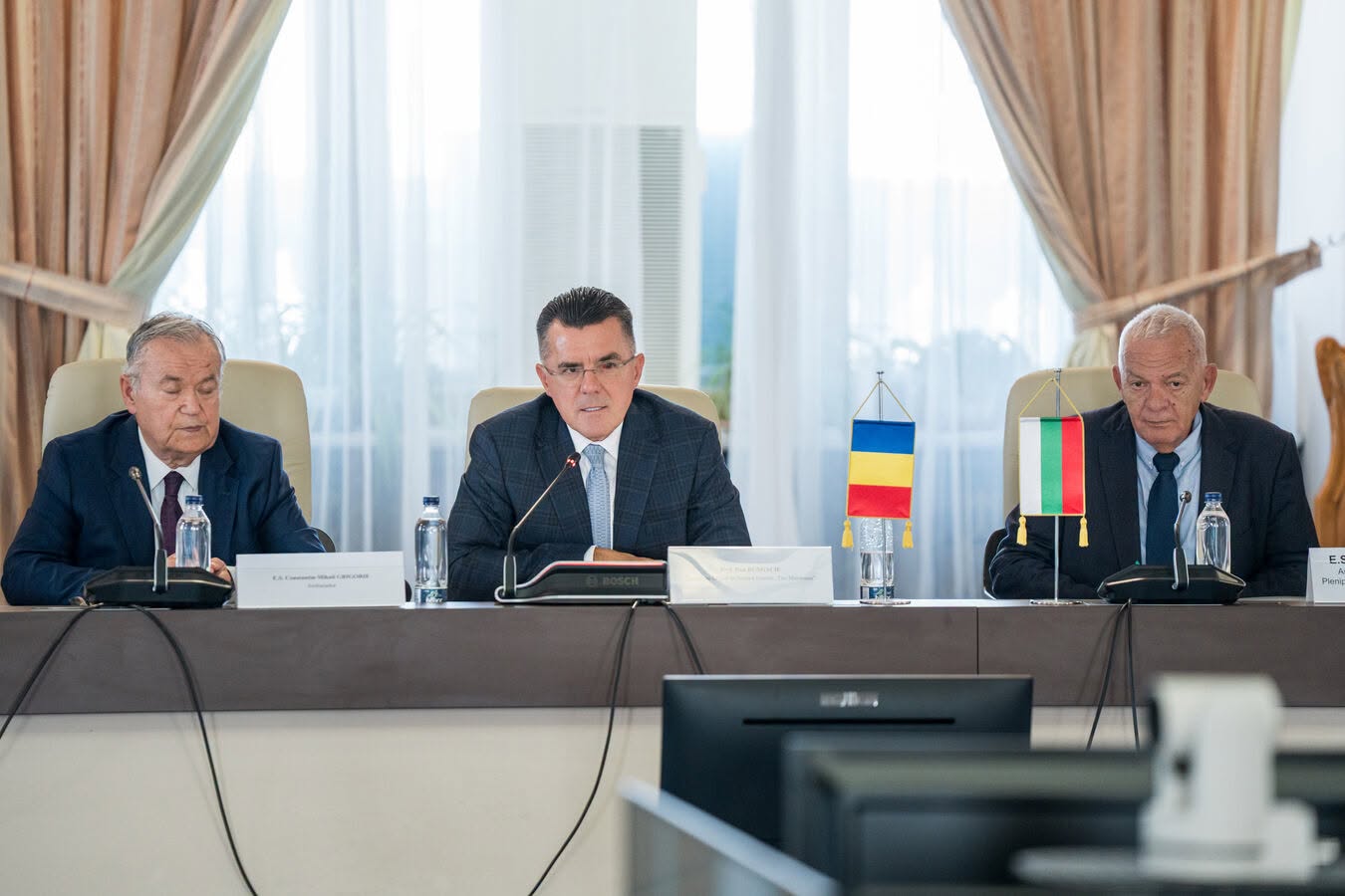 Profesorul Dan Dungaciu, despre relația România–Bulgaria: „Nu podurile creează strategia. Strategia creează podurile!”; Propune o axă București–Sofia–Ankara