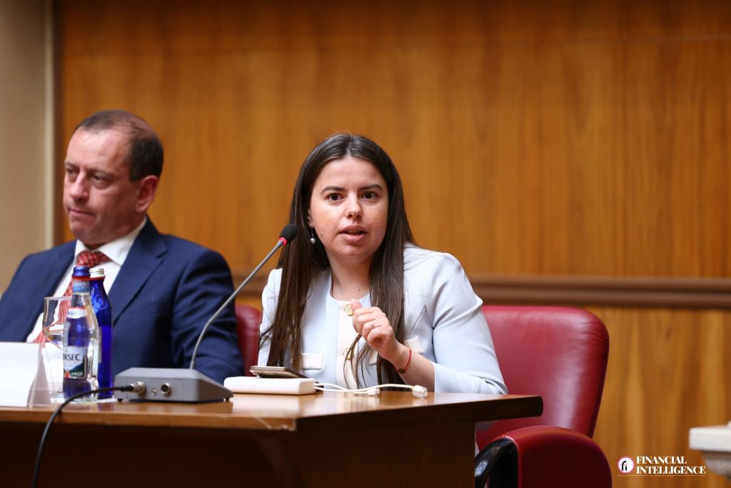 Daniela Aldescu, VERTIK: Vedem multiple surse de finanțare alternativă, provocarea este să avem tot mai multe companii pregătite pentru capital
 - poza 1