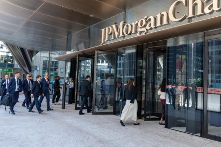 Alexandru Nazare, după discuțiile cu J.P. Morgan la New York: „România nu mai negociază capital pentru consum, ci capital pentru transformare” - poza 1