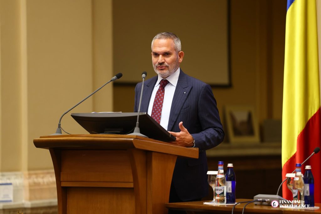 &Ouml;mer Tetik, CEO Banca Transilvania: &bdquo;Investitorii nu au reticențe să investească &icirc;n Rom&acirc;nia. Vor să vadă &icirc;n ce direcție mergem și care este planul de dezvoltare economică&rdquo;
 - poza 1