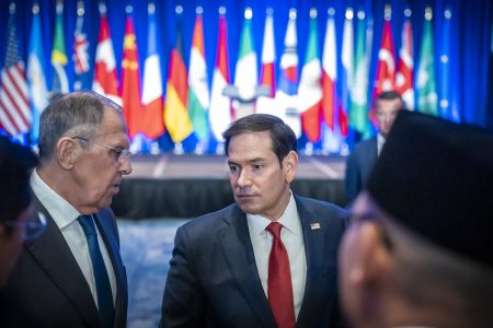 Ministrul rus de externe, Serghei Lavrov, spune că invitarea Poloniei la reuniunile G20 încalcă normele diplomatice. SUA au înaintat o moţiune pentru ca Polonia să devină membru permanent al G20 - poza 1