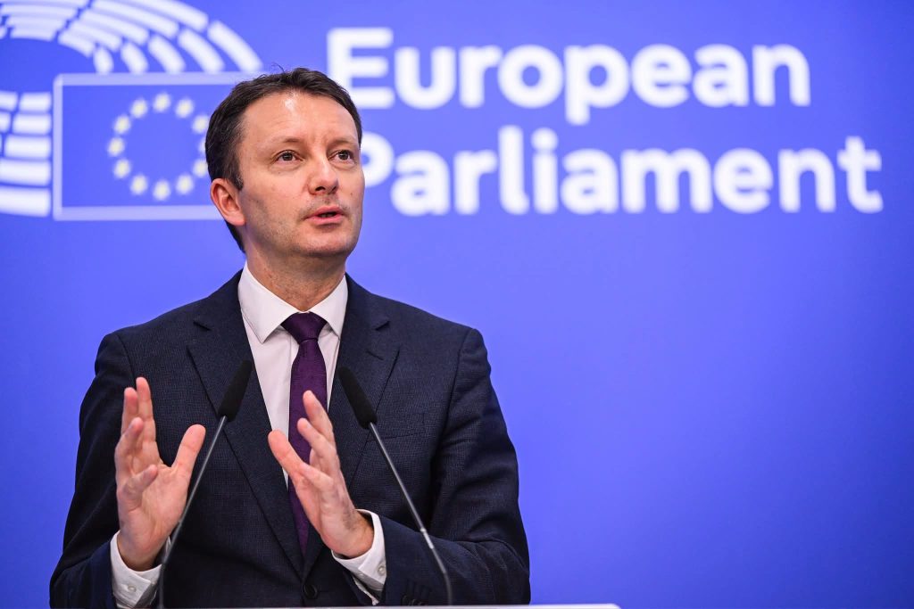 Siegfried Mureșan: Parlamentul European respinge &bdquo;din start&rdquo; tăierile propuse de Președinția irlandeză la viitorul buget al UE / &bdquo;Nu putem cere Uniunii Europene să facă mai mult, &icirc;n timp ce &icirc;i tăiem bugetul&rdquo;
 - poza 1