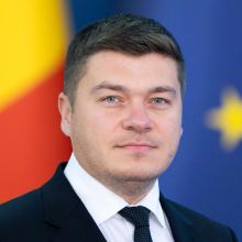 Alexandru Stoica, ministrul Dezvoltării: Românilor nu li se va dubla impozitul pentru balcoanele închise - poza 1