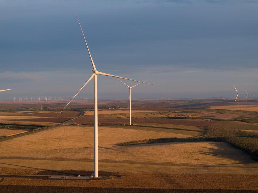 HELLENiQ ENERGY vizează o capacitate de stocare de cel puțin 500 MW p&acirc;nă &icirc;n 2029
 - poza 1