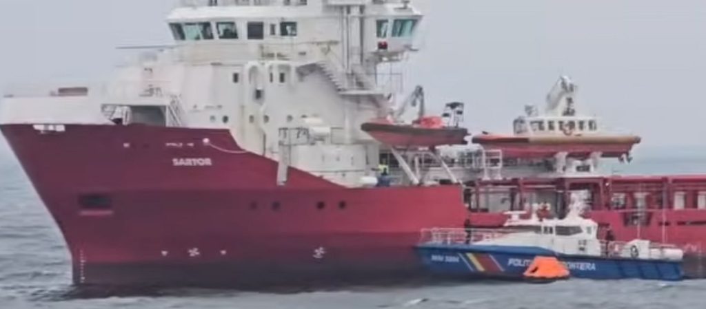 Nava KHORYV, lovită de o dronă &icirc;n apropiere de Constanța, a ajuns &icirc;n zona economică exclusivă a Bulgariei. Autoritățile pregătesc o posibilă intervenție
 - poza 1
