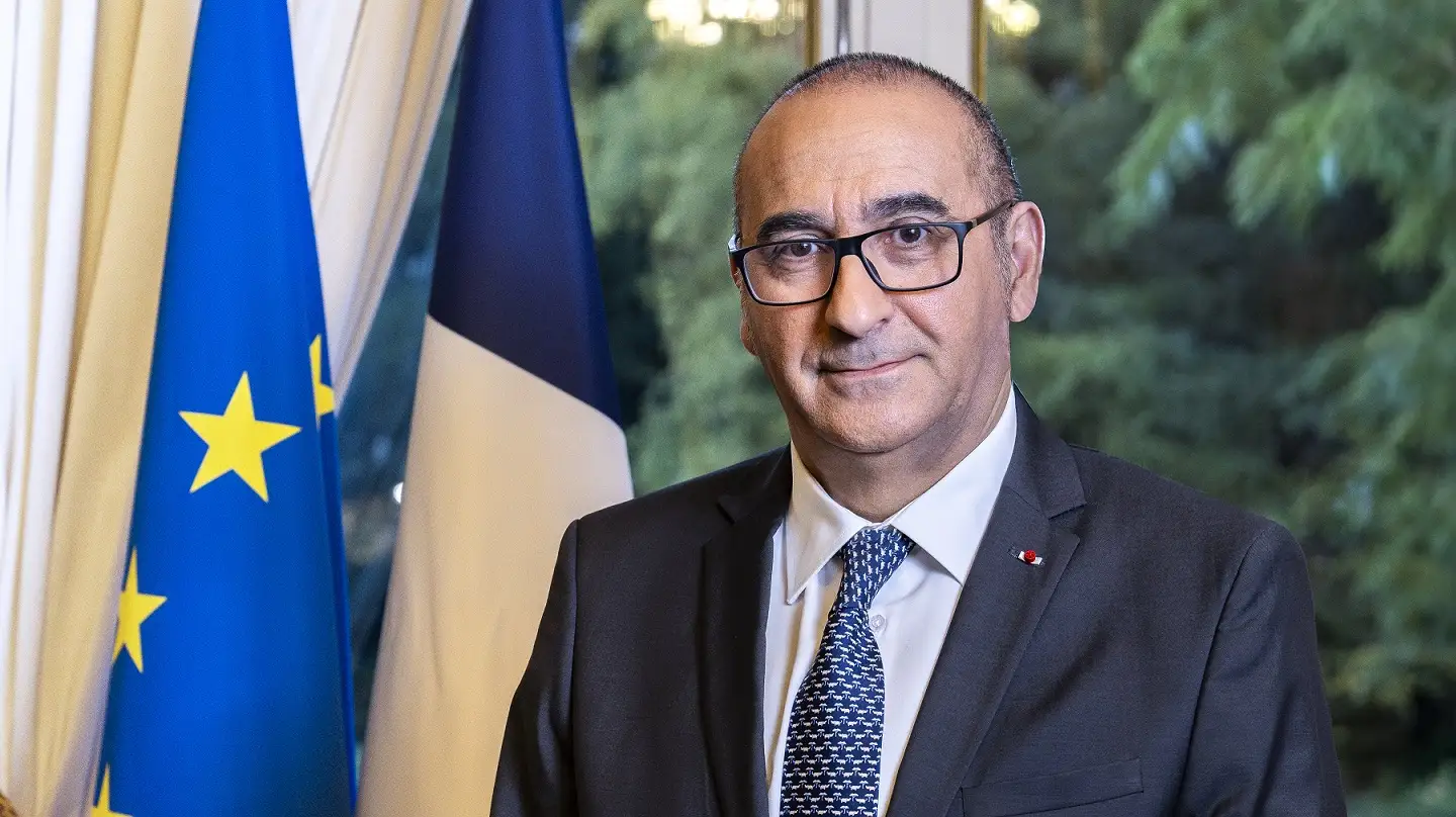 Ministrul francez de Interne recunoaște că autoritățile au pierdut controlul în timpul protestelor: „Ne așteptam la 200.000 de manifestanți, au fost 500.000”. Primarul Parisului acuză Guvernul de agravarea deliberată a tensiunilor sociale