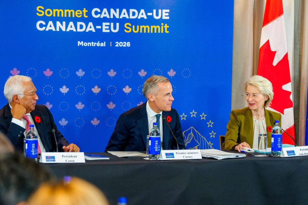 Canada şi Uniunea Europeană deschid summitul comun cu hotăr&acirc;rea de a construi o relaţie fără precedent
 - poza 1