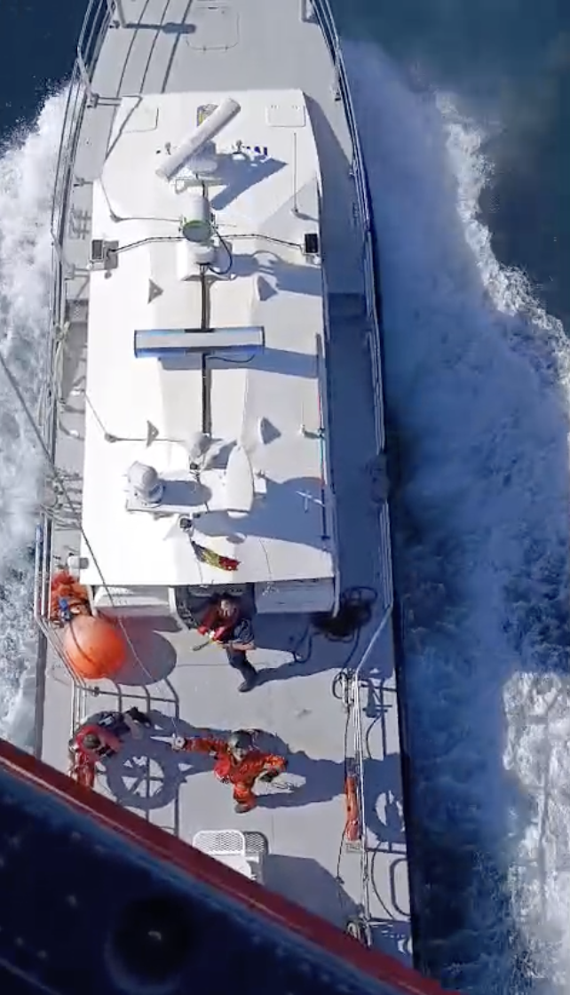 Structurile Ministerului Afacerilor Interne, misiune complexă pentru salvarea echipajului unei nave care s-a scufundat &icirc;n Marea Neagră
 - poza 1