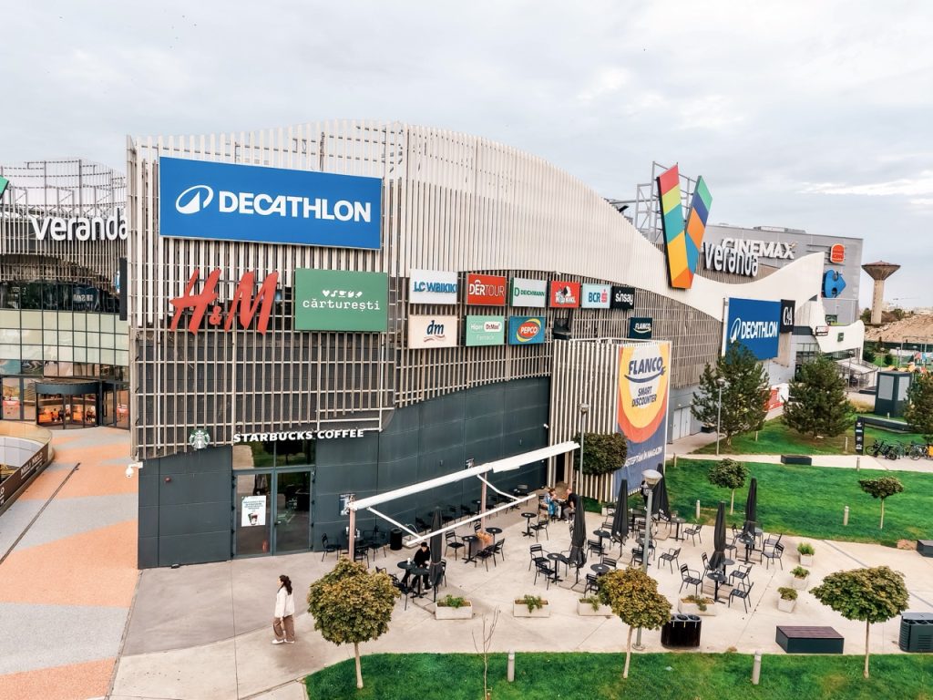 Veranda Mall &icirc;mplinește 10 ani: investiții totale de peste 75 de milioane euro și v&acirc;nzări cumulate ale chiriașilor de peste 750 de milioane euro
 - poza 1