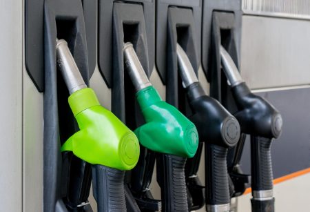 Ministerul Finanțelor pune în transparență proiectul de hotărâre privind menținerea măsurilor de protecție pentru limitarea creșterii prețurilor la carburanți - poza 1