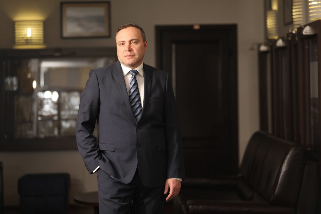 Asociația Energia Inteligentă, despre nominalizarea lui Dumitru Chisăliță ca ministru al Energiei: &bdquo;Reprezintă o recunoaștere a activității desfășurate &icirc;n ultimii zece ani pentru un sector energetic mai echilibrat și mai responsabil&rdquo;; Asociația &icirc;și va desemna un nou președinte
 - poza 1
